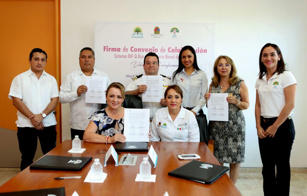 La Presidenta del Sistema DIF Quintana Roo, Gabriela Rejón de Joaquín entrega equipo al CRIQ y firma convenio de colaboración con el Sanatorio Naval