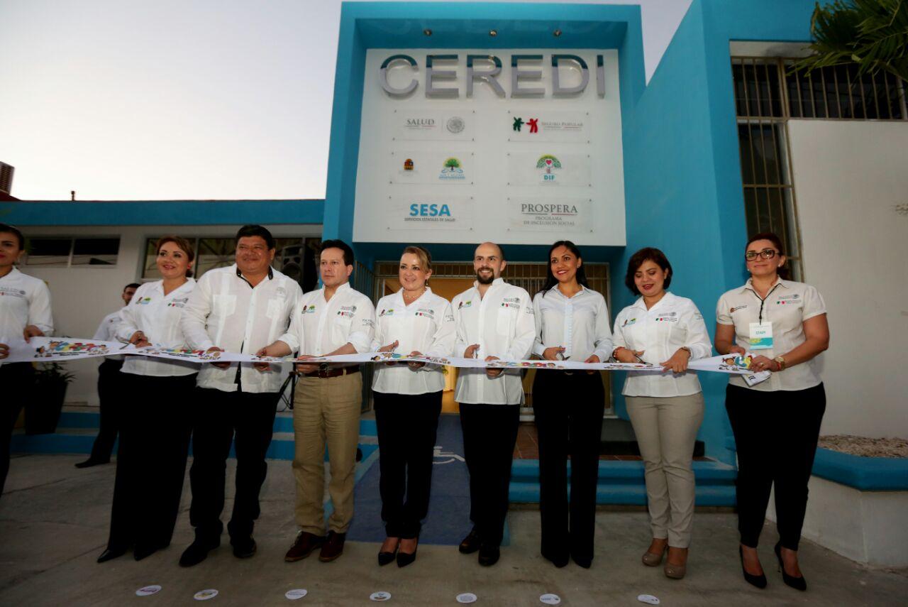 La presidenta del Sistema DIF-Quintana Roo, Gabriela Rejón de Joaquín, inaugura el primer Centro Regional de Desarrollo Infantil y Estimulación Temprana
