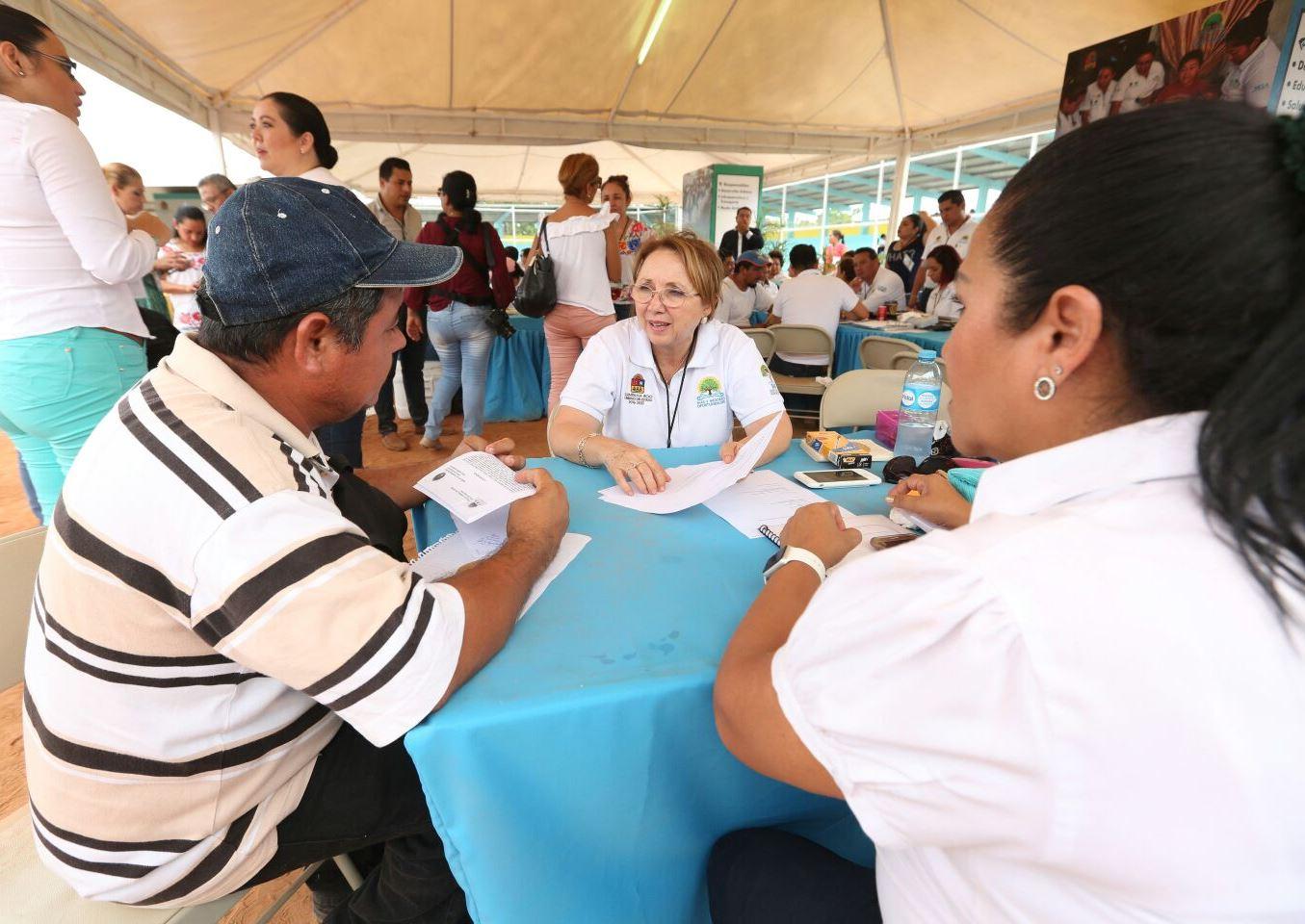 Atiende DIF Quintana Roo necesidades de la población en la Tercera Audiencia Pública “Platícale al Gobernador”