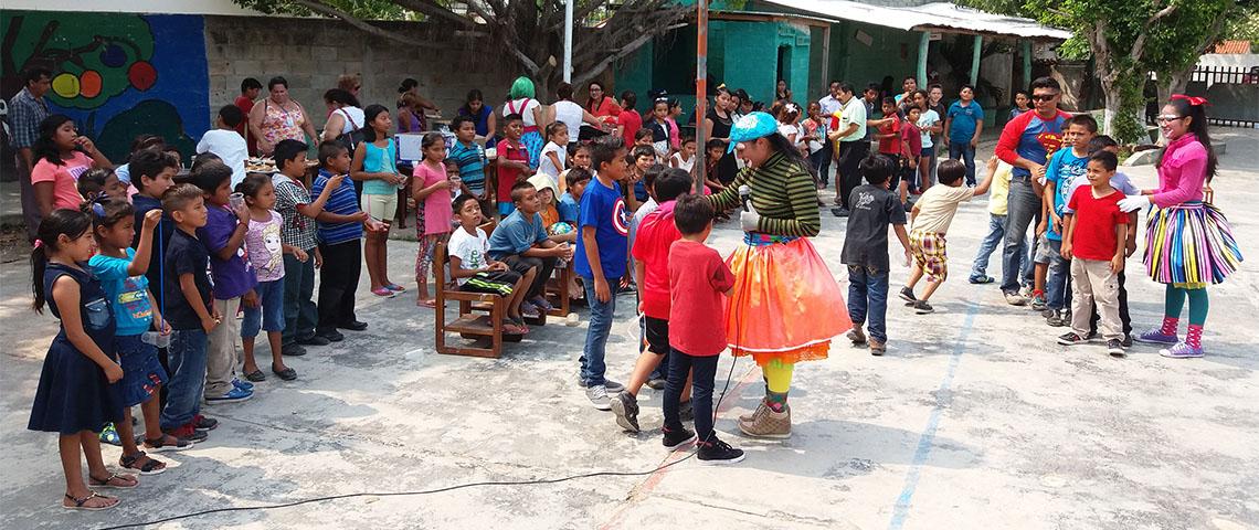 “Construyendo Sonrisas” del IFEQROO visito la escuela primaria Melchor Ocampo de la comunidad de Calderitas