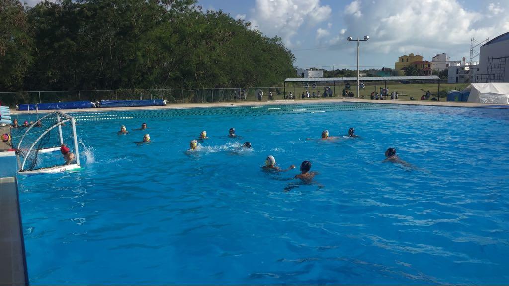 Polo Acuático de Quintana Roo realizan tope de preparación rumbo a Olimpiada Nacional