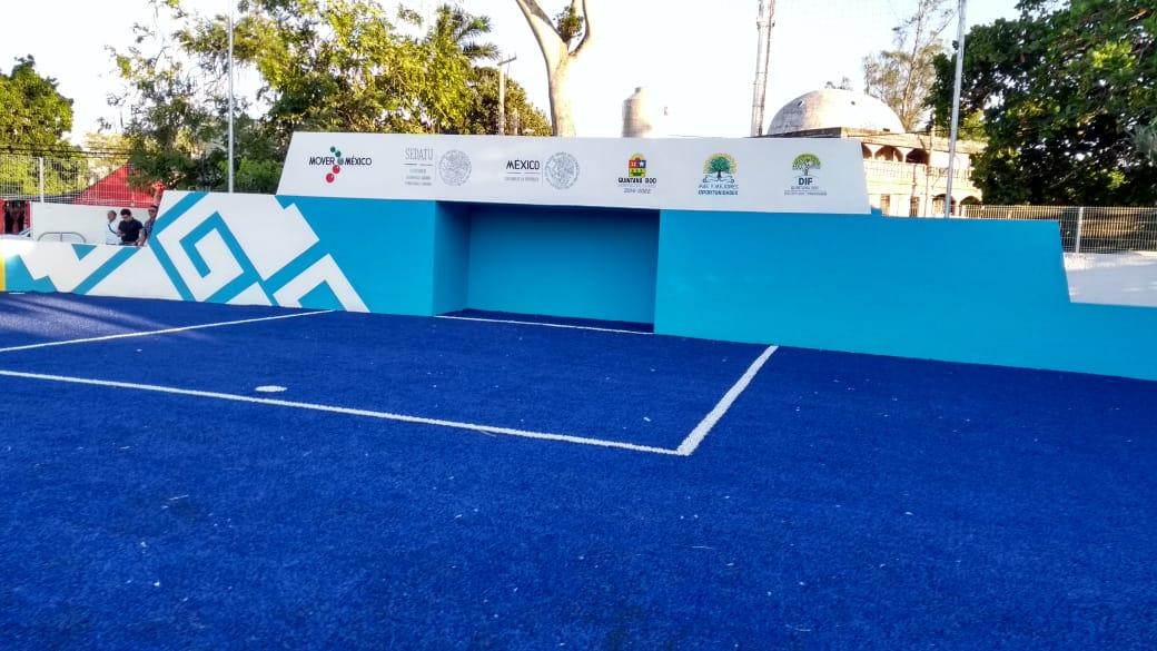 Para impulsar el deporte la SINTRA rehabilita cancha de futbol en la colonia Miraflores de la capital