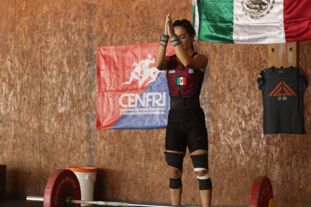 La pesista Mariana Elizondo cosecha medallas en Campeonato Iberoamericano