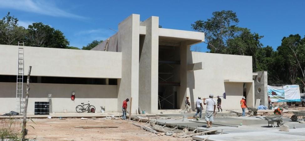 El gobernador Carlos Joaquín invierte 20 millones de pesos para iniciar la edificación de la nueva Universidad Tecnológica de Tulum.