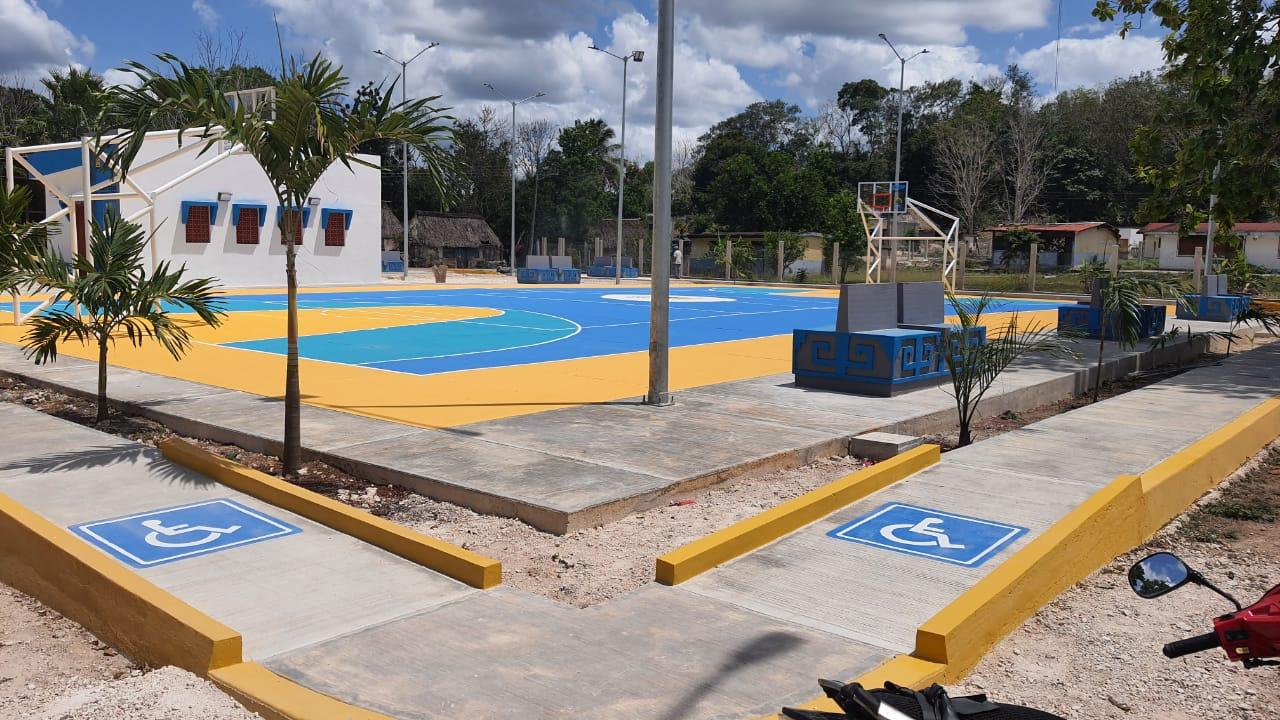 La comunidad de Pozo Pirata en el municipio de José María Morelos ya cuenta con módulo comunitario y cancha de usos múltiples