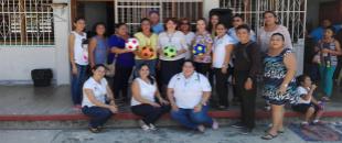 Día del niño en la primaria Pascual Coral Heredia de la colonia Pacto Obrero de Chetumal