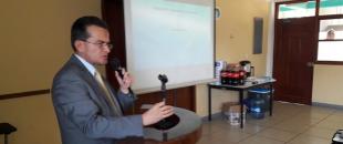 Especialista colombiano impartió el taller “Protocolo de Atención de Crisis”