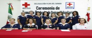  Gaby Rejón de Joaquín toma protesta a Damas Voluntarias de la Cruz Roja de Playa del Carmen y Cozumel