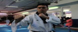 Sinuhe Peniche, forjador de talentos en el taekwondo